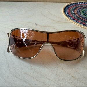 Oakley Women's Sunglasses with Brown Lenses